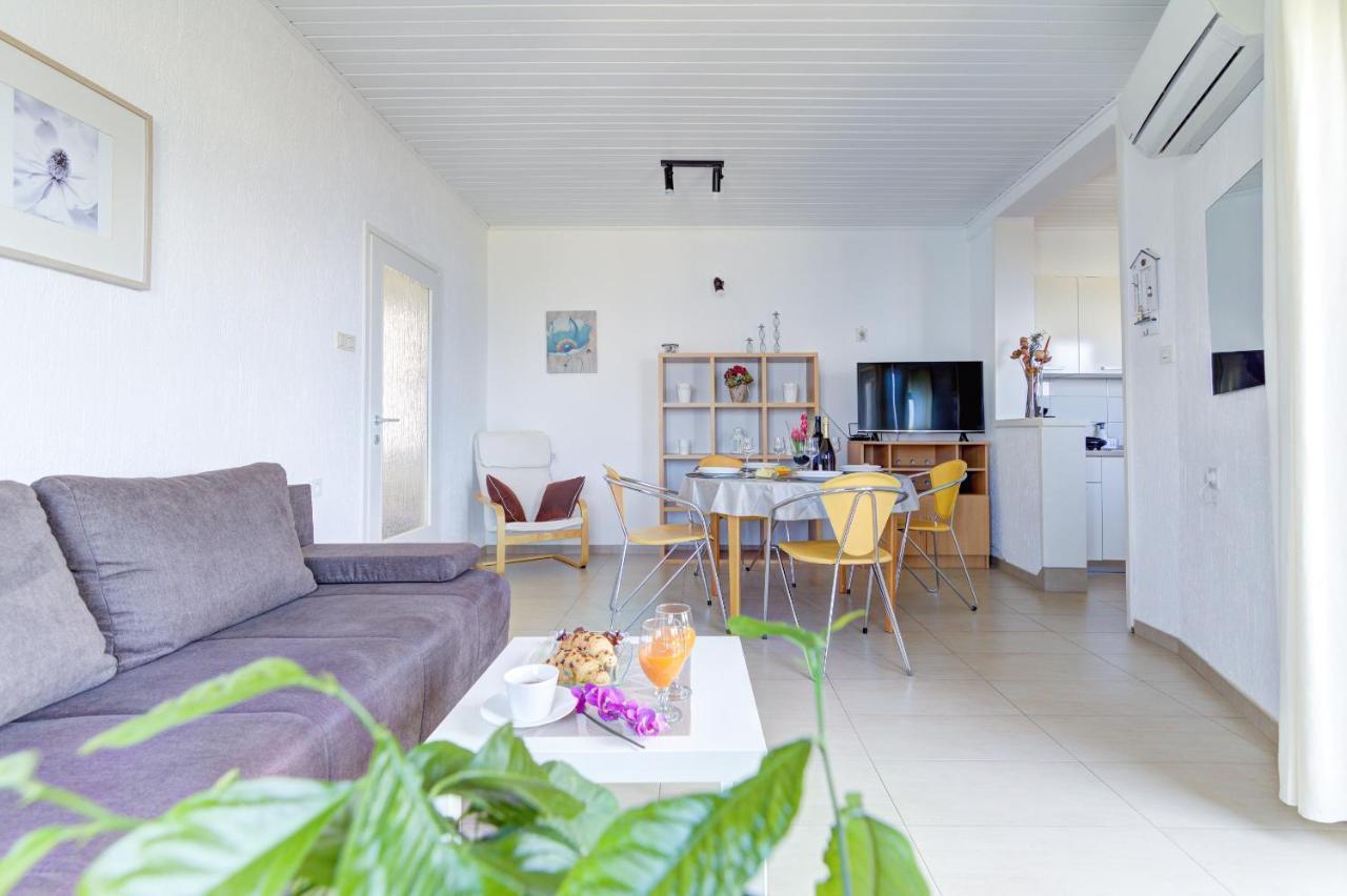 Ferienwohnung Miro Senj  Exterior foto